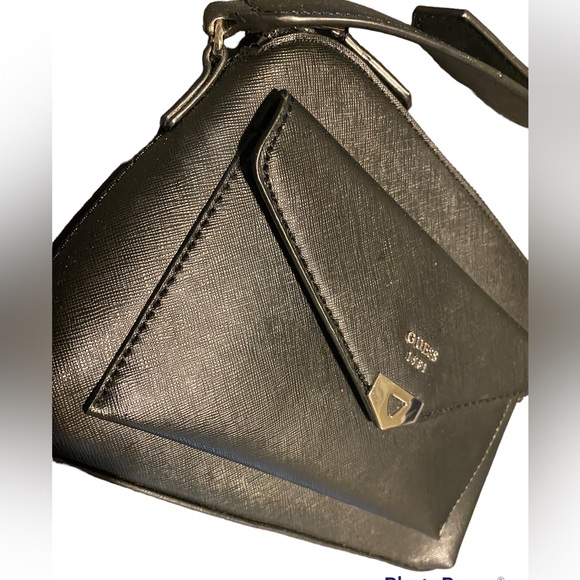 NWOT Guess Purse - Picture 2 of 9